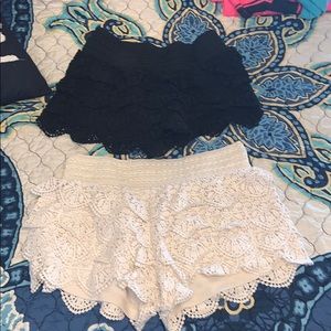 Cream & black ruffle shorts